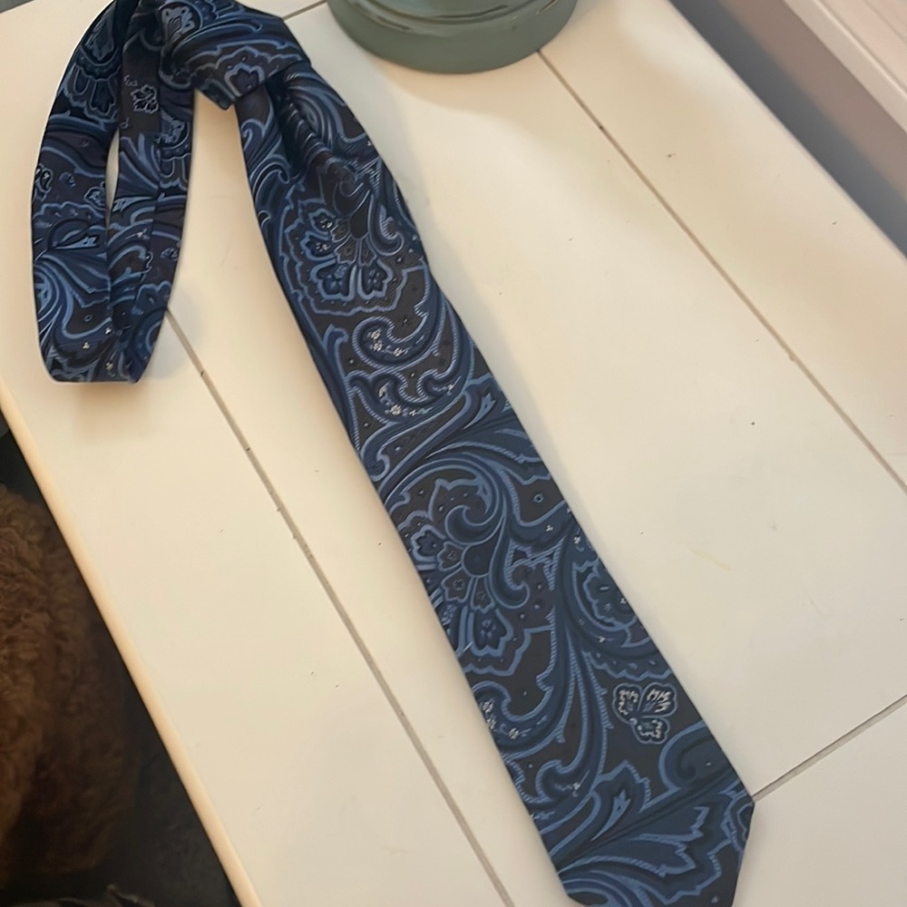 Mens neck tie
